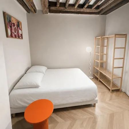 Little Gem On Ile Saint Louis Apartmán *