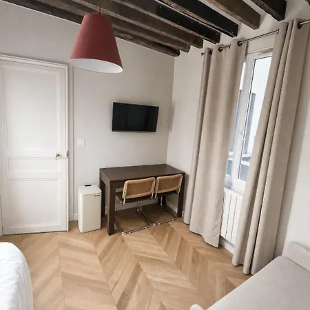 Little Gem On Ile Saint Louis * Párizs